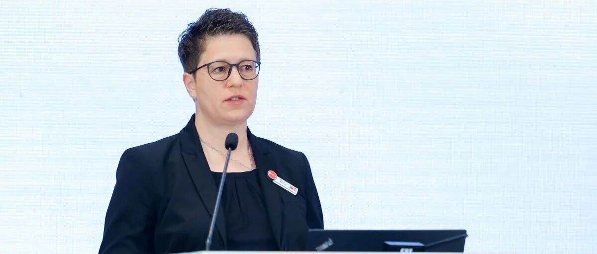 /images/covers/2650618832_1.jpg
